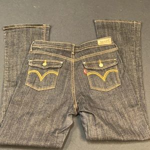 Womens Levi blue jeans mid rise boot cut skinny dark blue